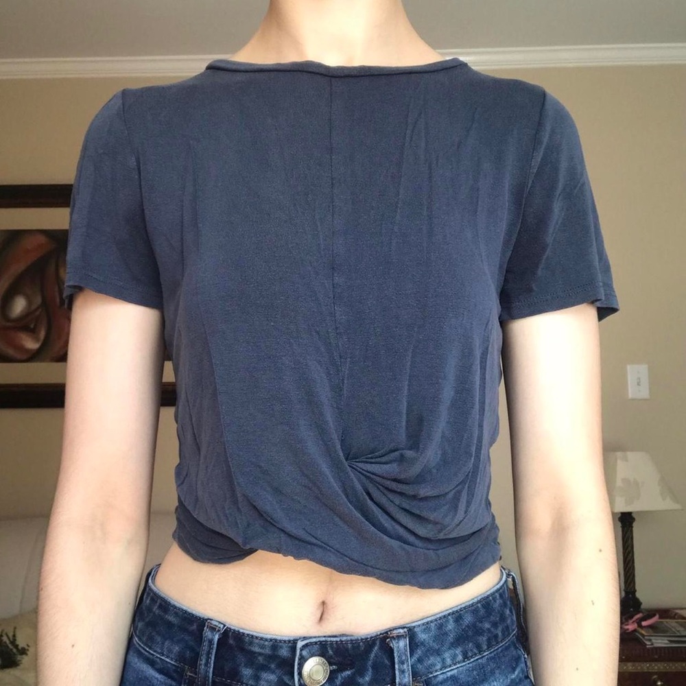 Blue twisted bottom crop top